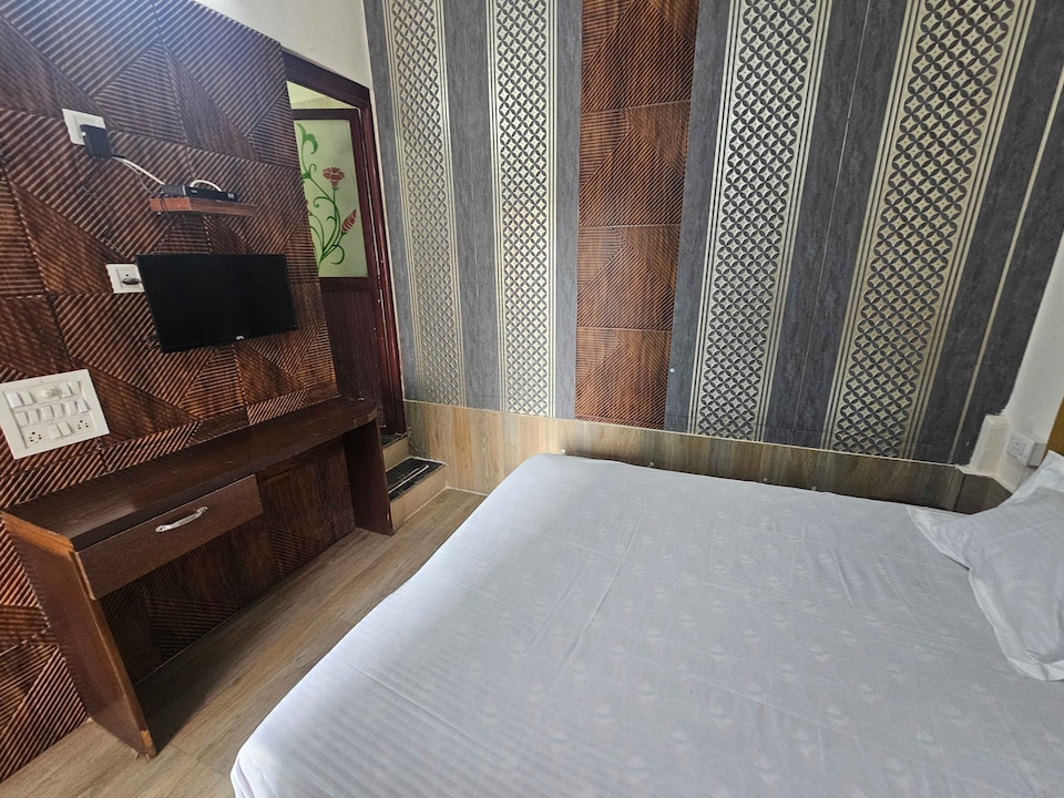 Hotel O Daltonganj Bus Stand Formerly Ratan, Daltonganj city, Daltonganj