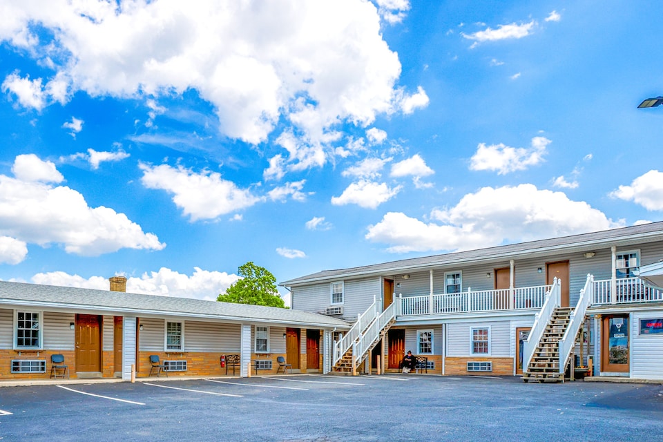 Dutch Motel By OYO Near Hershey Park, Palmyra PA, Palmyra PA