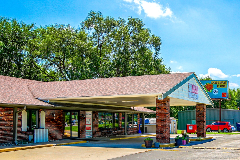 Hotel Arthur by OYO Glenwood Hwy 34, Glenwood, IA, Glenwood, IA