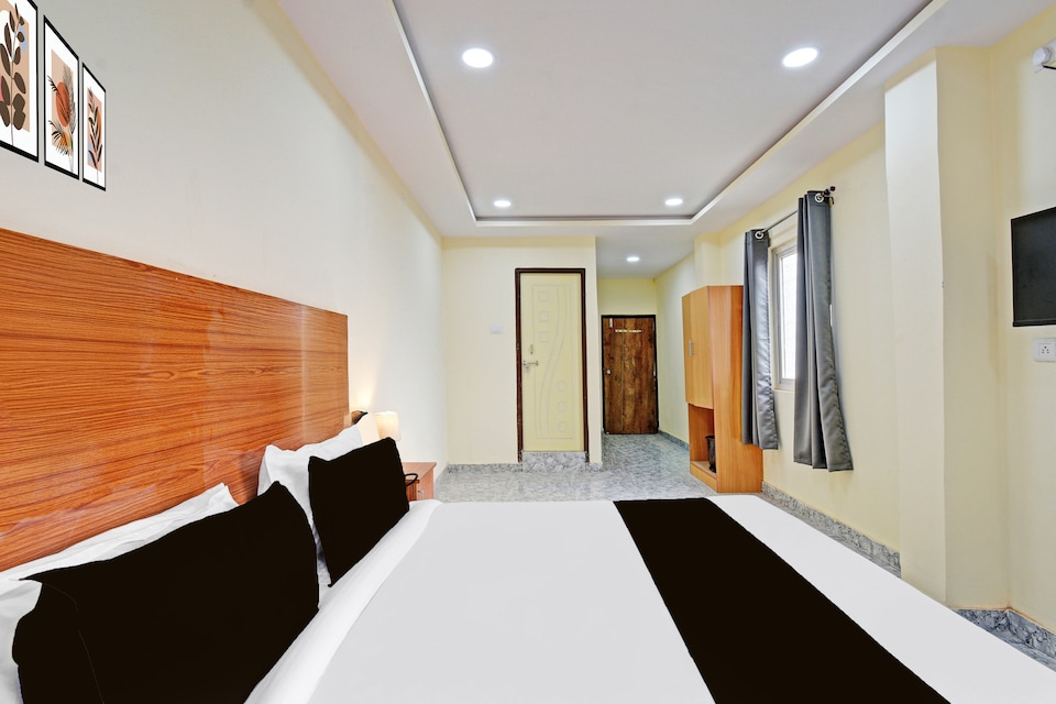 Super Hotel O Madlen , Abids-Nampally, Hyderabad