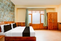 Super Hotel O Model Town Road