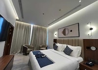 Sunday Luxury Central formerly Anan hotel 