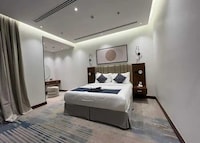 Sunday Luxury Central formerly Anan hotel 