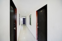 Hotel The Nikunj Grand