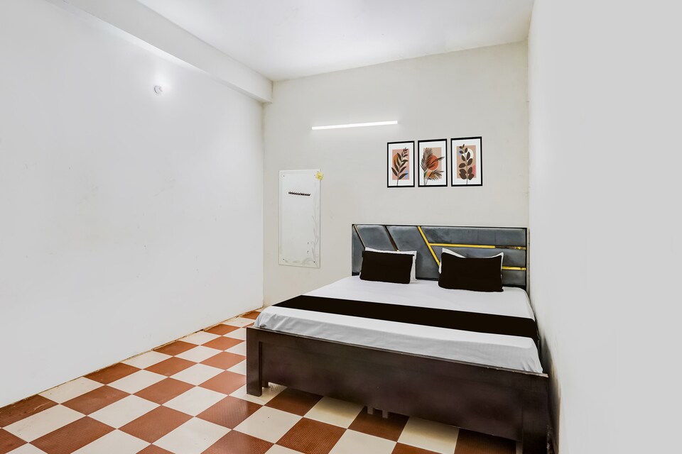 Hotel O LUXIUR HOTEL, Aligarh, Aligarh