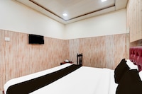 Super Collection O Tajganj West Gate Formerly Hotel Host