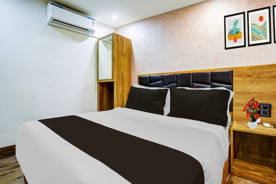 Super Hotel O Santacruz Railway Junction Formerly Kharsubway, Mumbai Bandra-Khar-Santacruz, Mumbai