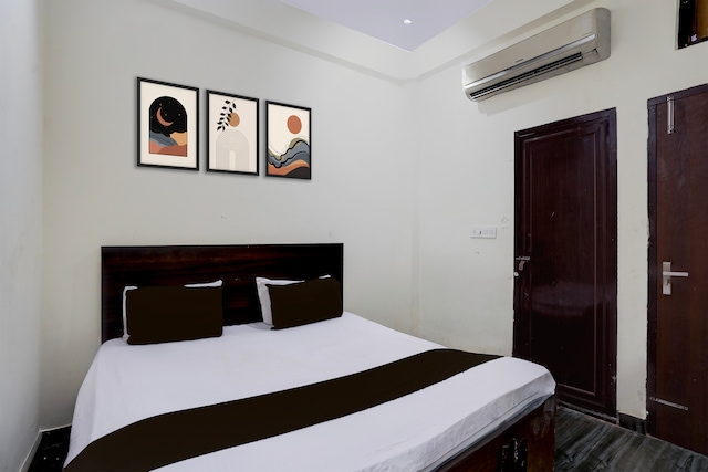 Spot On Krishna Villa