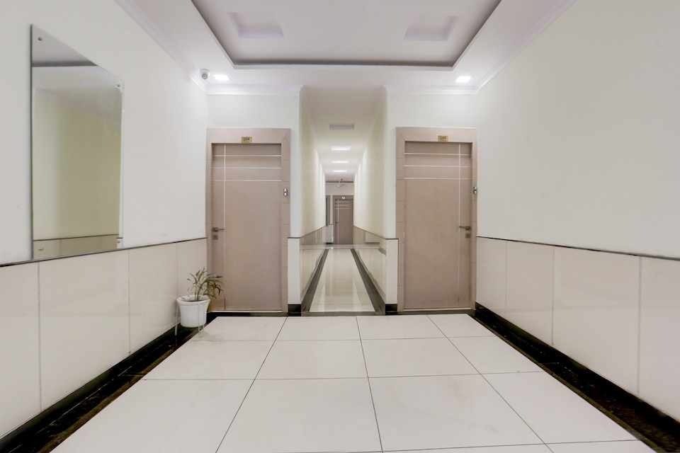 Hotel O Heera Nagar Formerly Cosy stay, Tikonia Haldwani, Haldwani