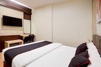 Townhouse Oak Batam near Grand Batam Mall formerly Lucky Star Hotel