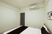 RQ Bangkok Huai Khwang by Collection O