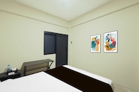 RQ Bangkok Huai Khwang by Collection O