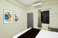 RQ Bangkok Huai Khwang by Collection O