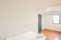 RQ Bangkok Huai Khwang by Collection O