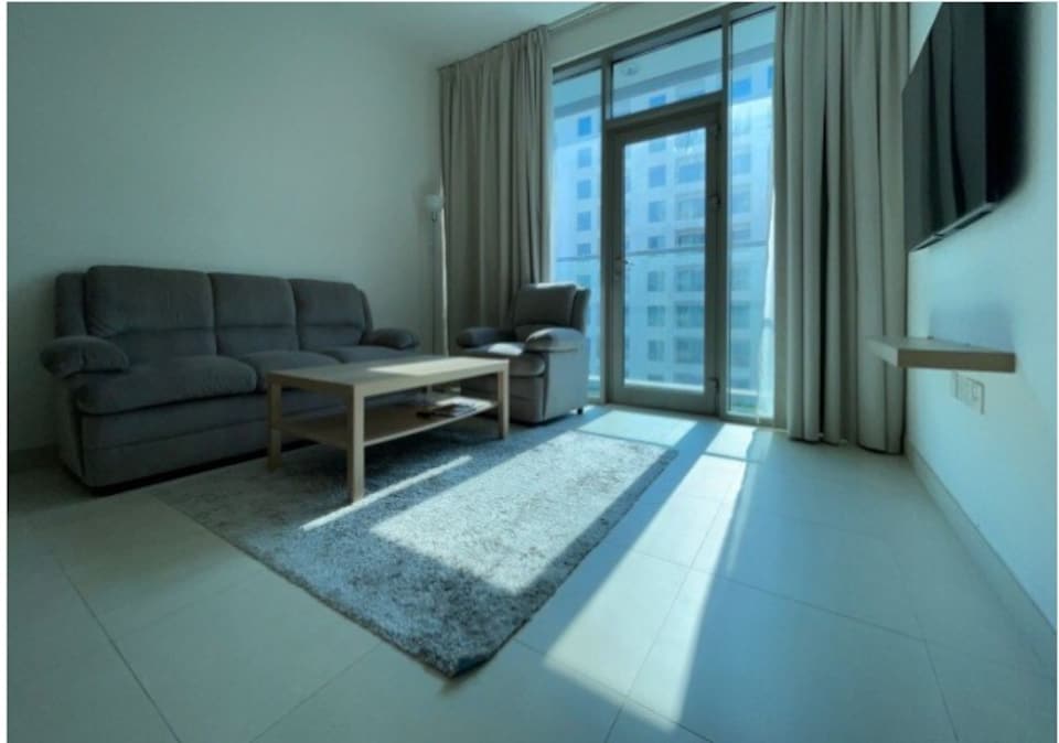 OYO HOME 1508 Spacious 1 Br Facing Towards Masdar With Balcony, Madinat Zayed Abu Dhabi, Abu Dhabi