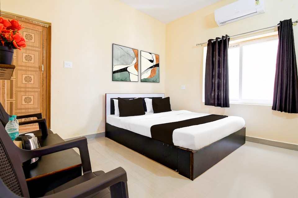 Hotel O Bindu Sagar, Bapuji Nagar, Bhubaneswar