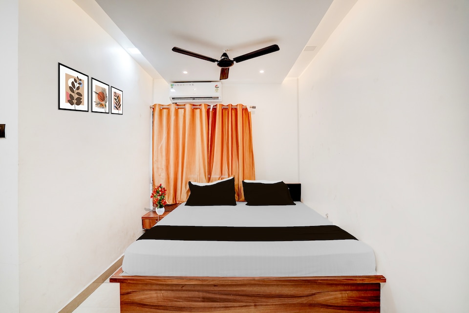 Hotel O Ashiyana Lodge , Wagholi Pune, Pune