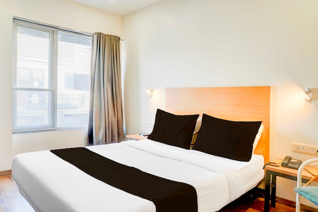 Collection O Pune Mandai Metro Station