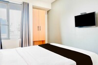 Collection O Pune Mandai Metro Station