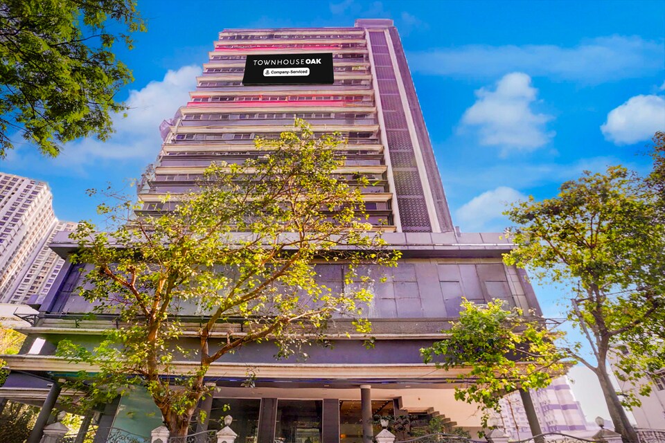 Collection O Bombay Exhibition Centre Goregaon, Mumbai BCEC, Mumbai