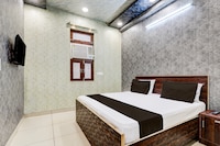 Hotel O Nangloi Residency