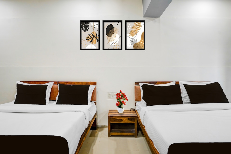 Super Collection O Sabarmati River Gandhinagar Formerly Hotel Royal Park, Infocity Gandhinagar, Gandhinagar