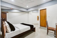 Super Collection O Sabarmati River Gandhinagar Formerly Hotel Royal Park