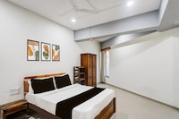 Super Collection O Sabarmati River Gandhinagar Formerly Hotel Royal Park