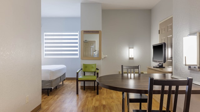 1 Queen Bed | ADA/RI Shower/Non-Smoking