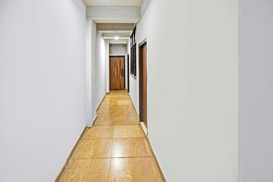 Hotel O Shiv Shakti, Kanpur Railway Station, Kanpur