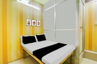 SPOT ON The Space Resto & Rooms Gulzarbagh Station Bus Stop