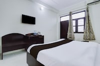 Hotel O Shimla Bypass Road ISBT Dehradun Formerly Benison Guest House