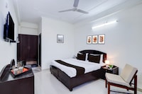 Hotel O Shimla Bypass Road ISBT Dehradun Formerly Benison Guest House