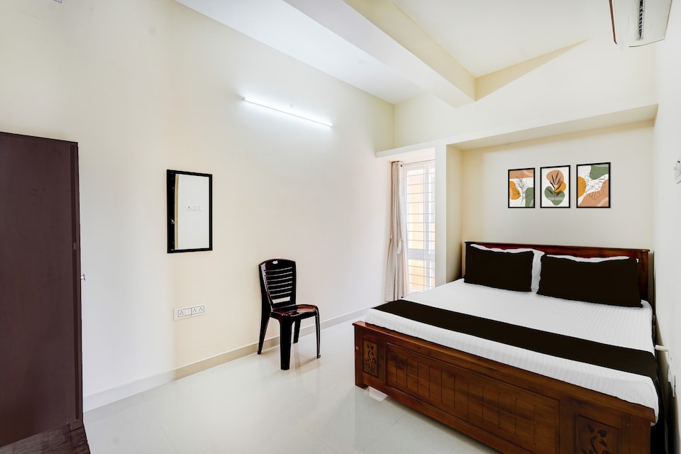 Super Collection O Sholinganallur Chennai Formerly Nimalan Residenc, OMR Chennai, Chennai
