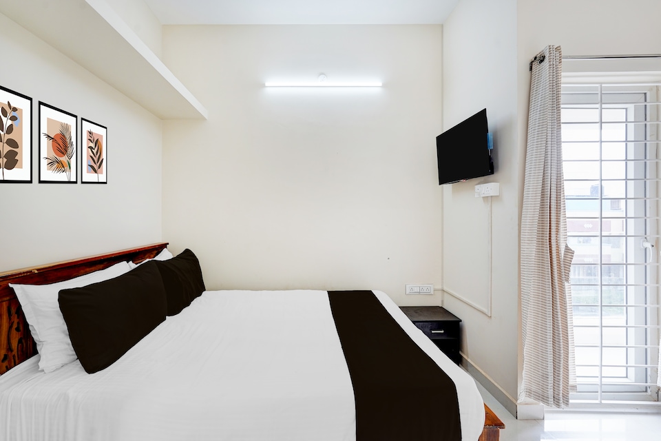 Collection O Sholinganallur Chennai Formerly Nimalan Residenc, OMR Chennai, Chennai