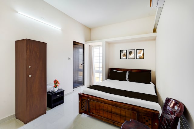 Super Collection O Sholinganallur Chennai Formerly Nimalan Residenc