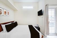 Super Collection O Sholinganallur Chennai Formerly Nimalan Residenc