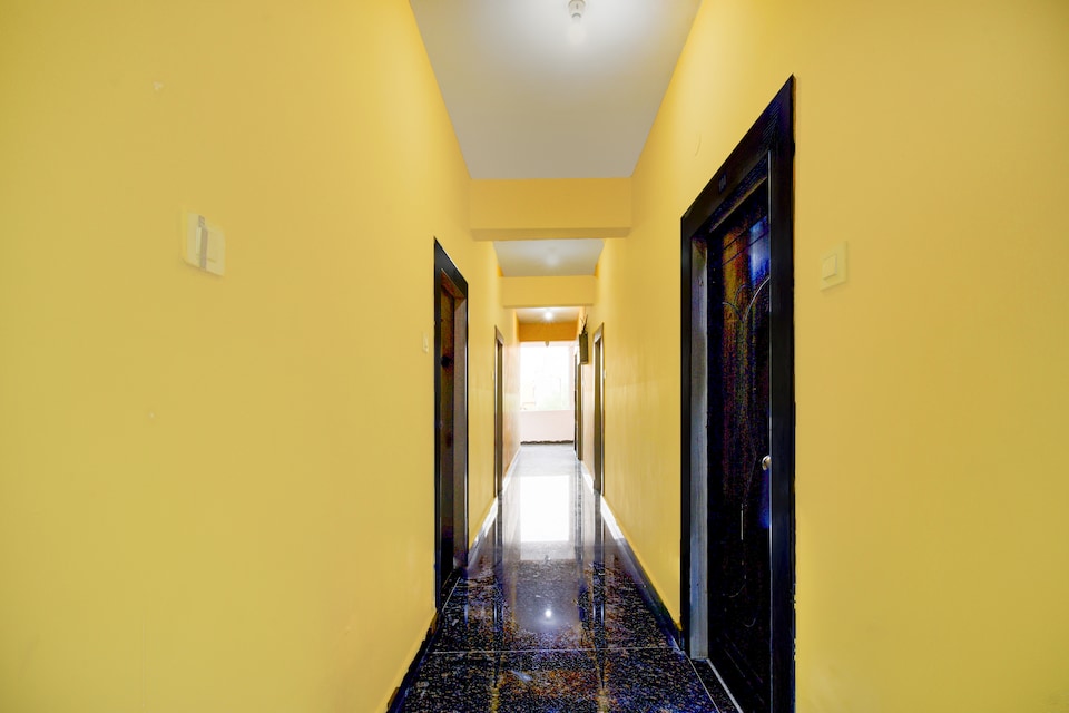 Hotel O Grand Vista Hotel, Shamshabad, Hyderabad