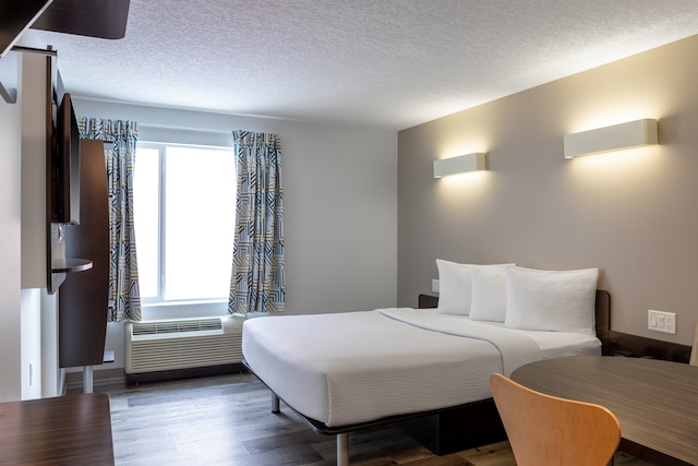 1 Queen Bed | Non-Smoking