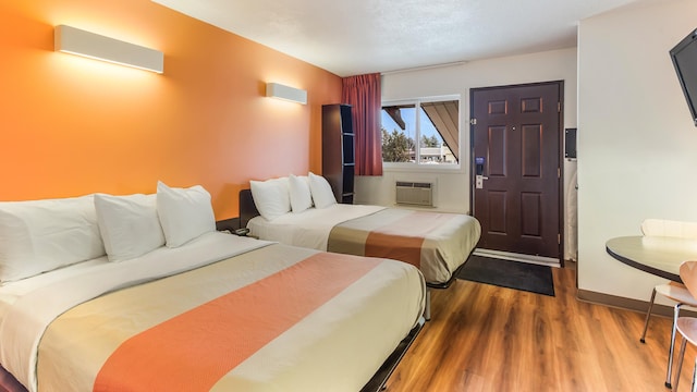 2 QUEEN BEDS | NON-SMOKING