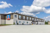 Studio 6 Hornepayne, ON