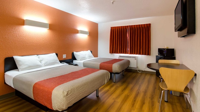 2 QUEEN BEDS | SUITE, NON-SMOKING, KITCHEN