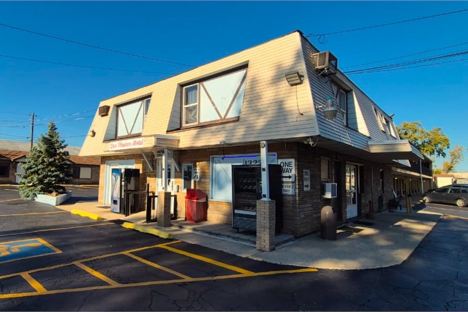 Des Plaines Motel By OYO O'Hare Airport Chicago, C60018, Chicago