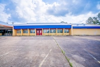 Economy Inn By OYO Livingston TX Hwy 59