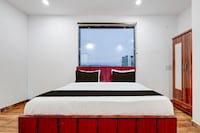 Super Townhouse Jhilmil Metro Station Formerly Legacy Residency