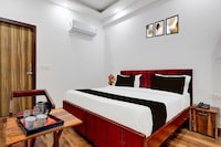 Super Townhouse Jhilmil Metro Station Formerly Legacy Residency