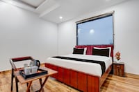 Super Townhouse Jhilmil Metro Station Formerly Legacy Residency