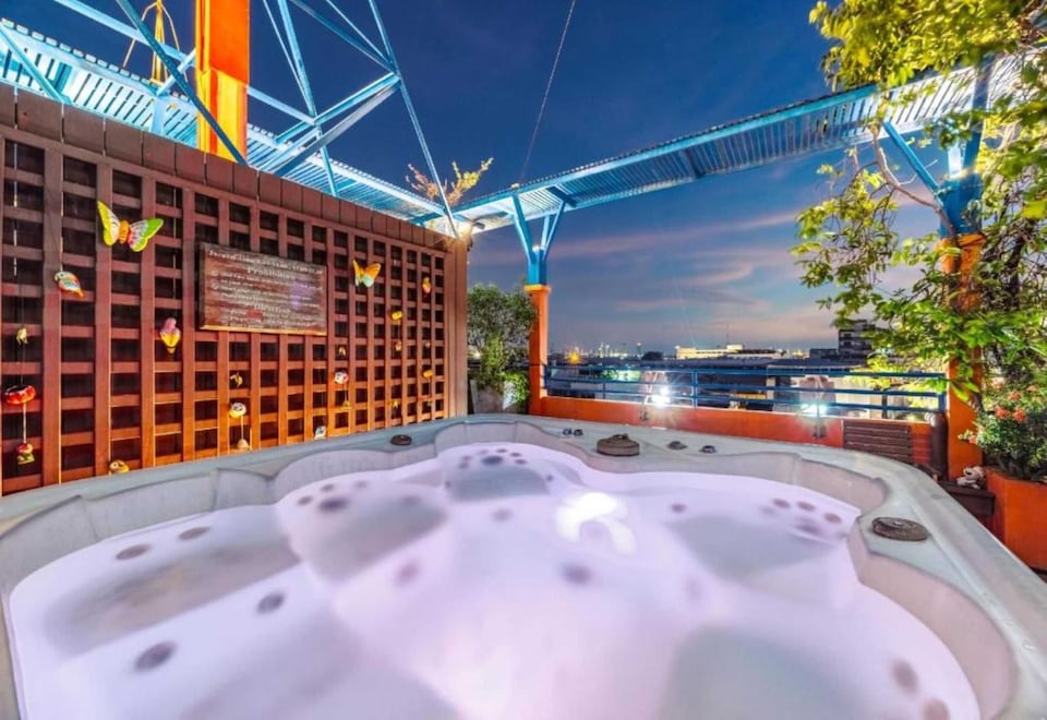 Diamond House Khaosan, Cluster Bangkok, Bangkok