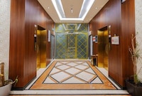Dancenter Harbour Gateway Jeddah Beach Vivid Plaza Hotel