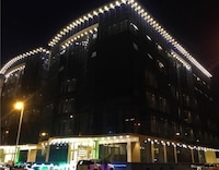Dancenter Harbour Gateway Jeddah Beach Vivid Plaza Hotel